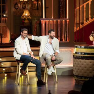 Amr Youssef Instagram - انهاردة الساعة ١١ مع #ابله_فاهيتا علي @ontv 
@ontv @ablafahita @aliyoussef5 @angie_neklawy