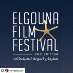 Amr Youssef Instagram - #Repost @kindalloush with @get_repost ・・・ ليس دفاعاً عن مهرجان الجونة ولكن كلمة حق.. مهرجان الجونة السينمائي هو اليوم واحد من اهم المهرجانات السينمائية في المنطقة بفضل التنظيم العالي وبرنامج الأفلام المعروضة وصناع الأفلام المشاركين.. أصبح له اسم كبير دولياً وعالمياً في وقت قياسي هو ليس مجرد مهرجان فساتين وسجادة حمراء كمايتصور الكثيرون وليس ذنبه وذنب القائمين عليه ان معظم الإعلام يختصر هذه الفعالية الهامة بمجموعة من الفساتين والإطلالات، يعرض المهرجان أهم وأحدث الأفلام العربية والعالمية بحضور صناعها ويسابق بعرضها اكبر المهرجانات يقيم يومياً العديد من الندوات والنقاشات المهمة والمفيدة للمهتمين بالسينما بالإضافة لورش العمل كما يقدم من خلال منصة سيني جونة الدعم المادي واللوجستي لأفلام مصرية وعربية ويساعدها كي ترى النور، يستضيف نجوم من العالم.. يحزنني ألا نكون فخورين بهذا المنجز المصري والعربي الشديد الأهمية وان ننجر وراء موجة من الانتقادات والشتم وان نختصر جهود القائمين على هذا المهرجان بالكلام عن الفساتين والإطلالات والعثرات.. كل الشكر للقائمين على مهرجان الجونة من مؤسسين ومنظمين وصولاً للفنيين العاملين على تنفيذ كل التفاصيل لانجازهم دورة ثالثة منظمة ومهمة وكل التوفيق في التخطيط والتحضير للدورات القادمة
