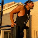 Amr Youssef Instagram - استعدادات قوية جداً ... لإيه معرفش بس عادي بستعد 😁😎 نهاركم بيضحك #عمرو_يوسف