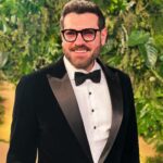 Amr Youssef Instagram - #joyawards in #saudi_arabia #riyadh what an amazing night full shining stars from all over the world ⭐️⭐️ 📷 star @hassanelraddad Tuxedo by @mr.tuxedos Riyadh, Saudi Arabia