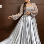 Amrapali Dubey Instagram – Filamchi Bhojpuri Music Awards ✨

Dress @vidyamourya096 🫶🏻