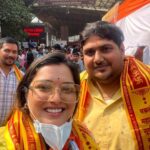 Amrapali Dubey Instagram - हैप्पी बर्थडे मेरी प्यारी दोस्त मेरी ज़िगरी आम्रपाली जी !जीवन की बड़ी उपलब्धि होती है एक सच्चा दोस्त । हमने आपके रूप में एक उम्दा दोस्त पाया है और किसी परिवार के जिम्मेदार सदस्य की तरह मेरा साथ दे कर हमेशा आपने हमें खास महसूस कराया है। आज आपका जन्मदिन है ये दिन हमारे लिए बहुत खास है ईश्वर से कामना है कि : *ईश्वर आपको वह सब हक़ीक़त में दे, जो सोचा आपने सपनों में हो* तमन्ना करते हो आप जिन खुशियों की, वह खुशियां आपके क़दमों में हो।🎂🎂🎂🎂🎂जन्मदिन पर असंख्य बधाई.Happy birthday Lady Superstar my bestie @aamrapali1101 ji. तरक्की तुम्हारे कदम चूमे दोस्त 🥰