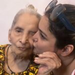 Amrapali Dubey Instagram – To my first love, Rest in peace Dadima 💔
मेरे दिल के एक हिस्से में आप हमेशा जीवित रहेंगी 🙏🏻🕊️will miss you till my very last breath 💔 Om Shanti 🙏🏻