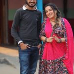 Amrapali Dubey Instagram – Nirahua Hindustani 4 😍 @aamrapali1101 ma’am 😍❤️ Tarwa Tappa Sori