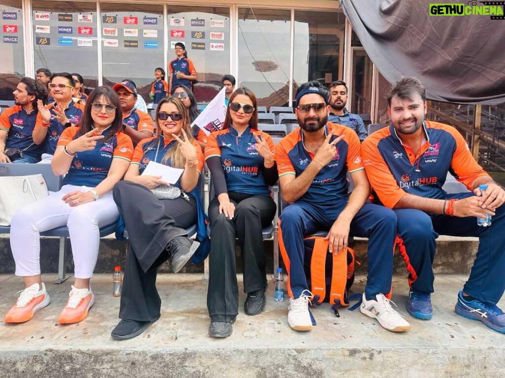 Amrapali Dubey Instagram - Proudly representing the essence of Bhojpuri Dabang! 🌟 Embracing the vibrant culture, music, and spirit of Bhojpuri cinema. Join me on this incredible journey! 🎬🎶 @aamrapali1101 @aamrapali1101 @neelamgiri_ @vbirappan @pakkhihegde #BhojpuriDabang #Ambassador #ccl Rajiv Gandhi International Cricket Stadium