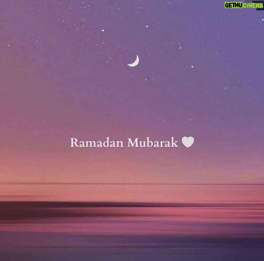 Amrapali Dubey Instagram - Ramzan Mubarak 🌙 to everyone celebrating 🫶🏻