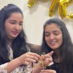 Amrapali Dubey Instagram – I thank God each and everyday that he blessed me with an elder sister like you. I must have done something extremely good in my past life that God made me a part of your life 🥹 I’ve been your fan when I was 5 and I will still be your fan when I will be 50. You have not only been a great daughter and sister but also my best friend, a doctor, a mentor, a teacher and many more things just to keep our family together and at ease 😘 you have always hidden your pain and put on a strong face for me to believe that everything in this world is beautifull and easy even while you yourself must have been scared 😭 You are THE WALL between me and all the problems in this world ♥️ and please don’t worry about growing old… you already became older the day I was born 😜 happy birthday mera didi 😘😍🫶🏻