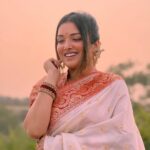 Amrapali Dubey Instagram - सभी भारत वासियों को गणतंत्र दिवस की हार्दिक शुभकामनाएँ 🙏🏻🇮🇳 #meratiranga #meredilmeinhai #bharatmatakijai🇮🇳