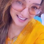Amrapali Dubey Instagram - Piya Piya 🫰🏻 @arvindakelakallu 🫶🏻 @yaminisingh_official ♥️ @omjhamusicdirector_ 😍