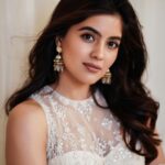 Amritha Aiyer Instagram - Poolamme pilla in your feed 💐 #HANUMAN #hanumansuccessmeet . Outfit - @frontierraas 📸 - @screamstudiosbyharsha Jewellery - @rubans.in Styled - @shrushti_216