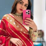 Amruta Khanvilkar Instagram - #indianglam wearing @warpnweftbysagrikarai @sorayaajewels_ #hmua @seemaaofficial #amrutakhanvilkar #eventdiaries favourite #redlips