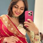 Amruta Khanvilkar Instagram – #indianglam wearing @warpnweftbysagrikarai 
@sorayaajewels_ 
#hmua @seemaaofficial 
#amrutakhanvilkar #eventdiaries favourite #redlips