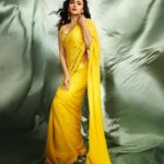 Amruta Khanvilkar Instagram – The season made me do it …. 
📸 @shrutisbagwe 
@nehachaudhary_ 
@puja.patelll 
@sorayaajewels_ 
@digambar103 
#trupti 

#amrutakhanvilkar #sareelove