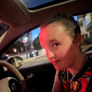 Amybeth McNulty Instagram - Happy birthday B, you’re one of the great ones.