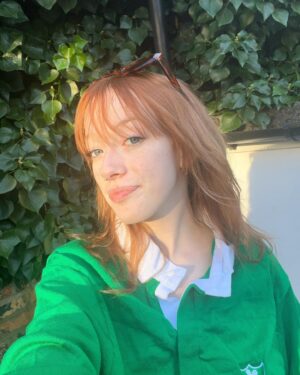 Amybeth McNulty Instagram - Just in case you forgot where I’m from 🇮🇪 (surprise photo at the end x)