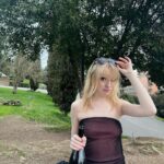 Amybeth McNulty Instagram - Painting in the park💌 Rome, Italy