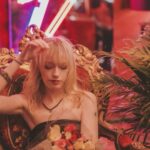 Amybeth McNulty Instagram - 💐😉 @rachelkeeks London, United Kingdom
