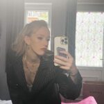 Amybeth McNulty Instagram – Bad quality photos, good quality evening🤍 London, United Kingdom