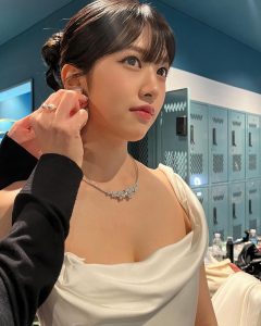 An Yu-jin Instagram - one is your