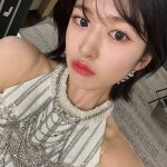 An Yu-jin Instagram - 大好きボタン💗