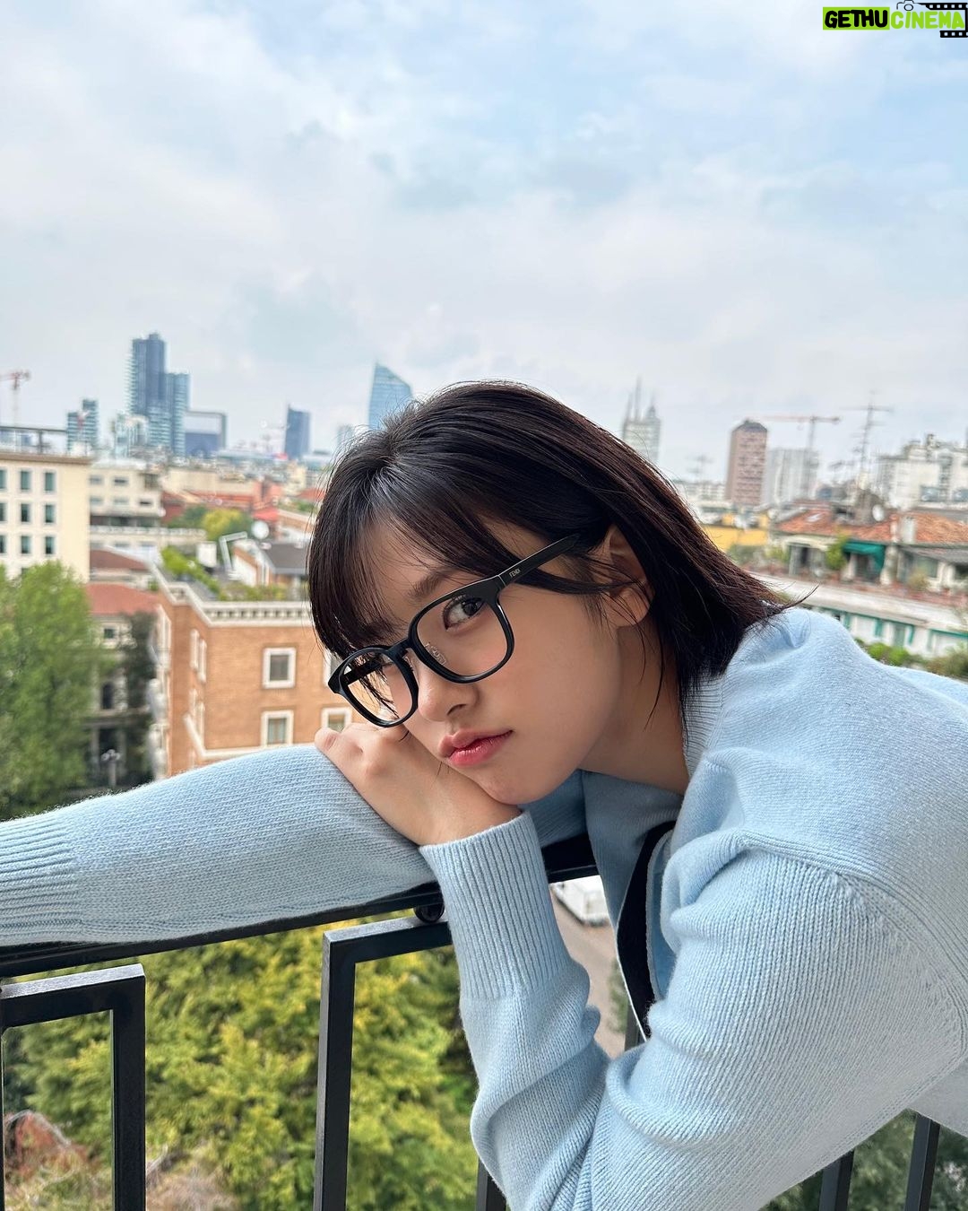 An Yu-jin Instagram - ME after the show👟👟 #AD #FendiFirst1