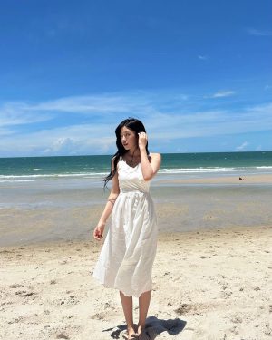 An Yu-jin Instagram - 여름 보내줄래😂