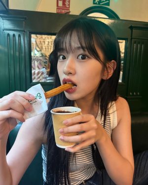 An Yu-jin Instagram - 밥진이🍴