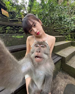 An Yu-jin Instagram - 발리에서 생긴 일