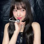 An Yu-jin Instagram - same outfit different vibes