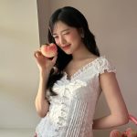An Yu-jin Instagram - 복숭아 누르지마세용