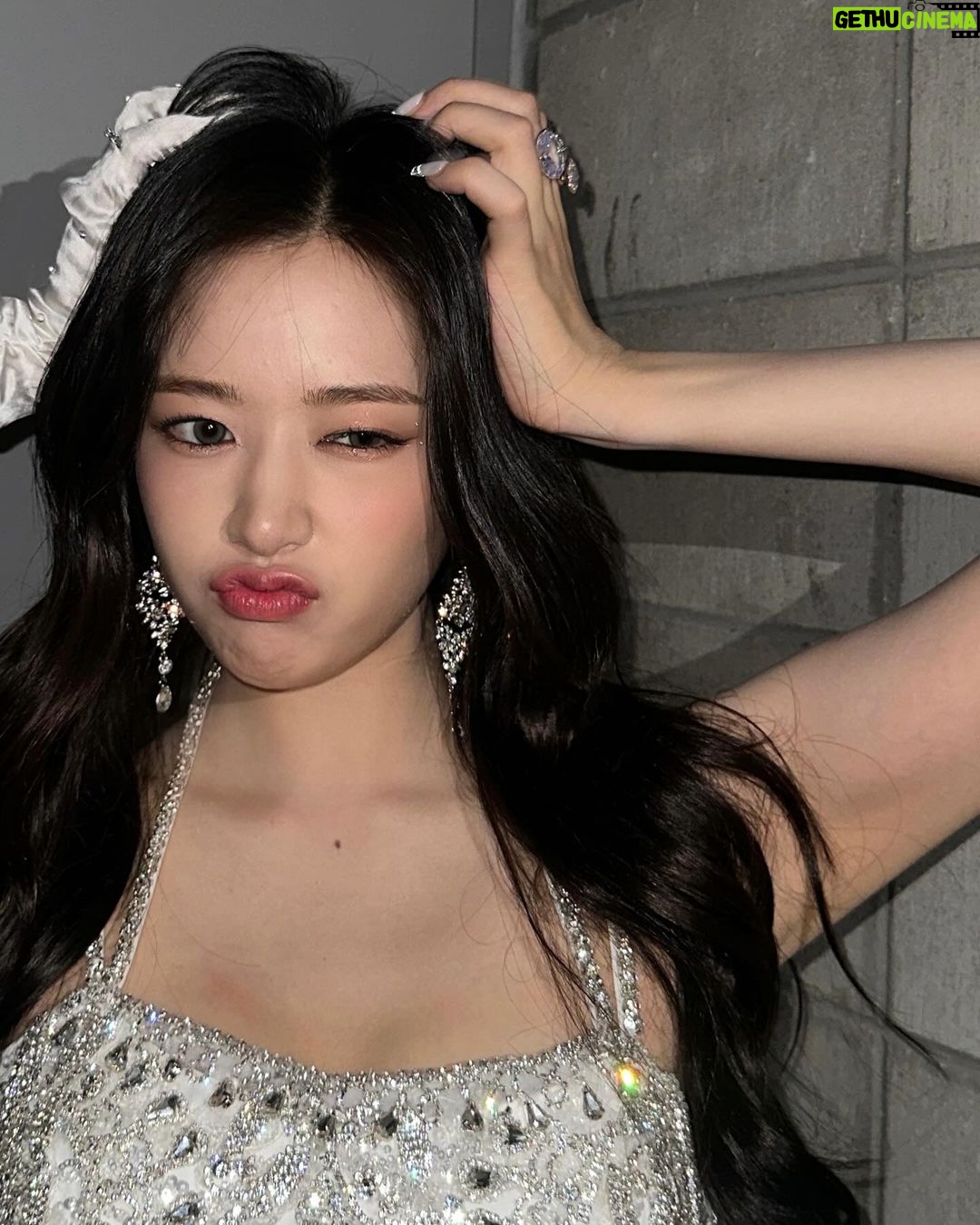 An Yu-jin Instagram - Like I said, I’ll love you until the END of time