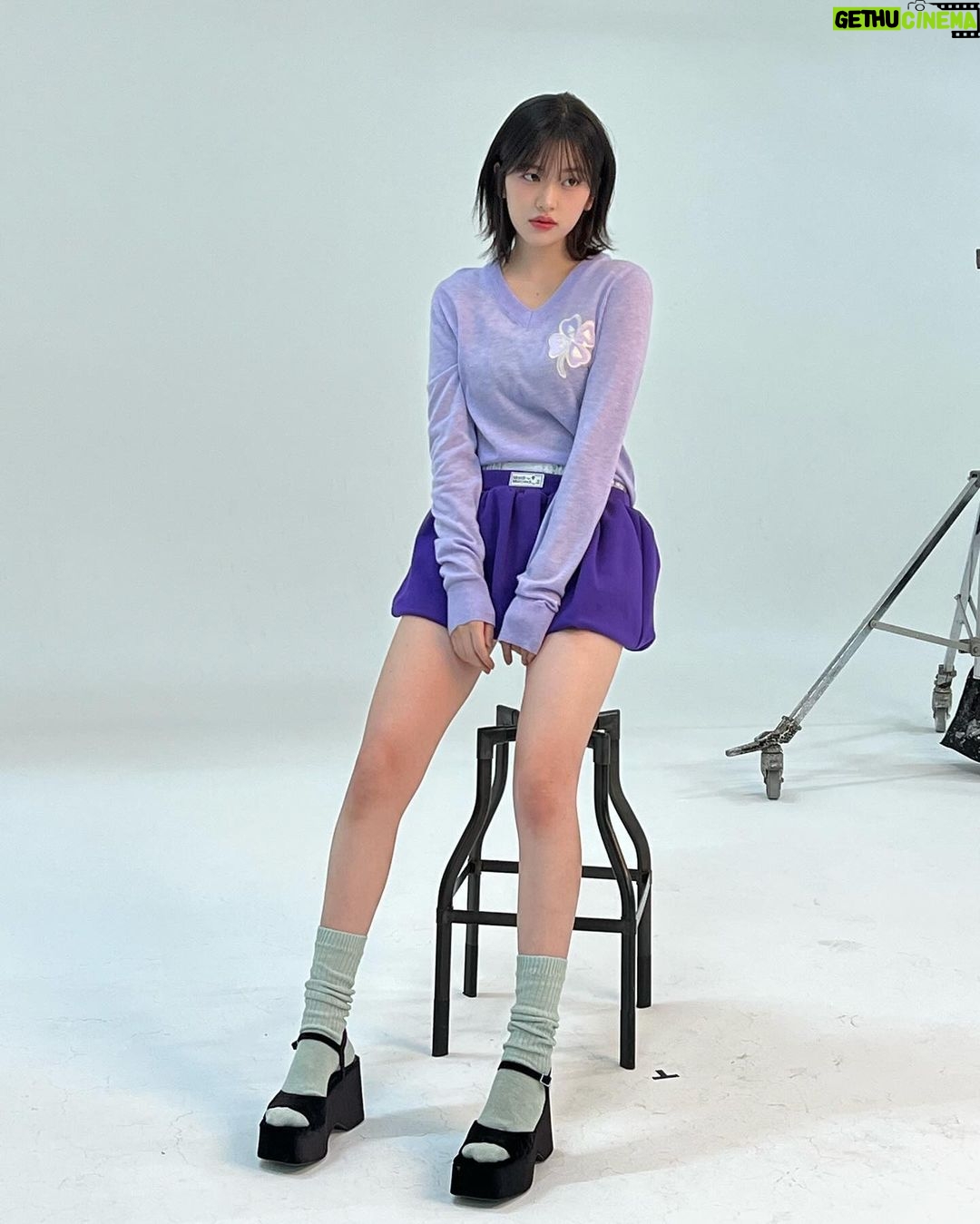 An Yu-jin Instagram - @mardi_mercredi_official 💗