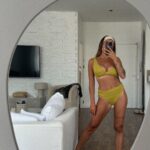 Anaïs Camizuli Instagram - J'ai enfin des jambes légères pour l'été avec ma nouvelle routine grâce à @somatoline.cosmetic_fr #publicité Comment ? En premier j'utilise le Gommage au sel rose pour exfolier, texture agréable et il purifie bien ma peau ! Puis j'applique les Bandages : j'enroule, laisse reposer 50 min (temps parfait pour lire 📚), et les retire. 🌿 Bonus éco-friendly : les bandages sont réutilisables grâce à l'éco-recharge qui est disponible ! C'est la routine parfaite pour voir des résultats avant de partir en vacances, alors let's goo ✨ #SummerReady #teamsomato"