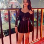 Anahita Bhooshan Instagram - LOLLA Day 🎸 with @budweiserindia ❤️ . @budweiserbeats @alistclub . . . #budweiserindia #beaking #budweiserbeats #getyourbeatson Mahalakshmi Race Course, Mumbai