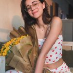 Ananya Panday Instagram - I ❤️ the day of ❤️ !!! A big Valentine’s Day hug to everyone 🤗🤗🤗🤗