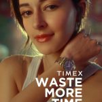 Ananya Panday Instagram - Good listener ✅ Loves the sun ✅ Looks great in green ✅ That’s our new bae, the bae we love to #WasteMoreTime with 😉 #Timex #TimexIndia #AnalogLife #SeasonOfLove #AnanyaPanday #ad