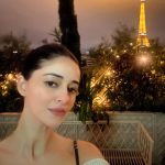 Ananya Panday Instagram - Paris for a quick minute 🤟🏼