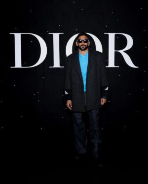 Anas Bukhash Instagram - / dior moments 🇫🇷 لحظات مع ديور 

#diorwinter24 #starsindior #투모로우바이투게더 #tomorrow_x_together #txt #beomgyu #taehyung