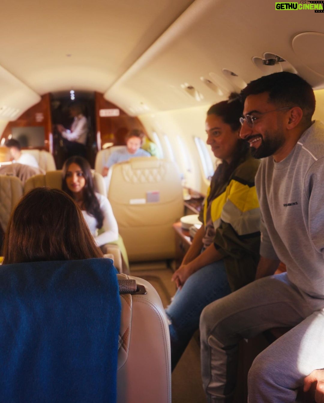 Anas Bukhash Instagram - / our @bukhashbrothers crew 🇪🇬 مع الفريق a special thanks to @46.concierge for the lovely hospitality. a pleasure to be chairing the @forbesmiddleeastunder30 summit with @forbesmiddleeast. Gouna