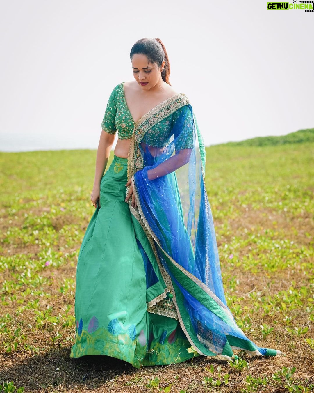 Anasuya Bharadwaj Instagram - Never jealous, never intimidated, never in competition. I have got my own blessings. π§Ώππ¦ Styling @rishi_chowdary Outfit @neerusindia MUA @makeupbysiva HSA @telusivakrishna PC @the_krishnas_ @sandeep_fp Celebrity management @kalyansunkara @umediaentartainments