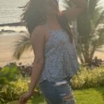 Anasuya Bharadwaj Instagram – My favourite place to vacation is anywhere by the ocean 🌊👒🧜🏻‍♀️

#UnfilteredPhotography #FirstVacay2024 ✨