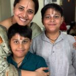 Anasuya Bharadwaj Instagram – Hanging out with your kids is like visiting the best parts of yourself 🥹🧿👼🏻👼🏻

#MotherhoodUnplugged #ParenthoodChronicles #LoveForMyBoys♾️