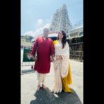 Anasuya Bharadwaj Instagram – ఓం నమో వేంకటేశాయ 🐚🔱☸️🕉️⛰️😇🙏🏻