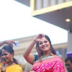 Anasuya Bharadwaj Instagram - @itsme_anasuya @southindiashopping #anasuya #anasuyabharadwaj #southindiashoppingmall #jabardasth #actress #rangasthalam