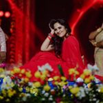 Anasuya Bharadwaj Instagram - అస్సలేంగుర్తుకురాదు నా కన్నులముందు నువ్వు ఉండగా అస్సలేంతోచదునాకు ఓ నిమిషంకూడా నిన్ను చూడక 🎶🎵 ❤️‍🔥 PS: Sorry 😣 couldn’t find the song here on Instagram to add 🙇🏻‍♀️