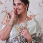 Anasuya Bharadwaj Instagram - Other people liking you is a bonus You liking you is the real prize. Be a winner at that. 🏆 Look,Blouse design & Styled by @rishi_chowdary Blouse @ithiofficial MUA @makeupbysiva HSA @telusivakrishna Accessories @neelias_official PC @valmikiramuphotography Celebrity Management by @kalyansunkara @umediaentartainments Asst by @karthik12340