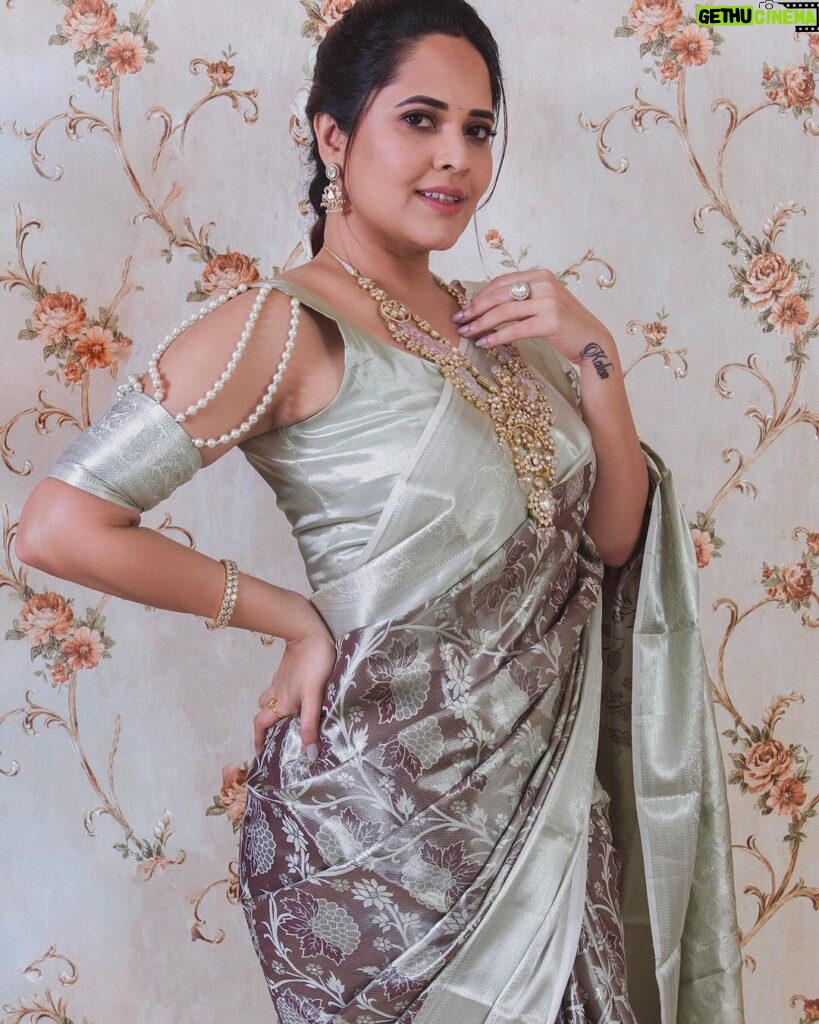 Anasuya Bharadwaj Instagram - Other people liking you is a bonus You liking you is the real prize. Be a winner at that. 🏆 Look,Blouse design & Styled by @rishi_chowdary Blouse @ithiofficial MUA @makeupbysiva HSA @telusivakrishna Accessories @neelias_official PC @valmikiramuphotography Celebrity Management by @kalyansunkara @umediaentartainments Asst by @karthik12340
