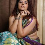 Anasuya Bharadwaj Instagram - 🦚 🪕🎶👁️👁️ Look,Blouse design & Styled by @rishi_chowdary Saree @aakruti_shoppingmall Blouse @ithiofficial MUA @makeupbysiva HSA @telusivakrishna Accessories @karnikajewelshyd PC @srikrishna_photography9 Celebrity Management by @kalyansunkara @umediaentartainments Asst by @karthik12340