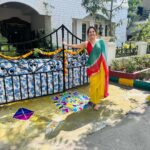 Anasuya Bharadwaj Instagram - అందరికీ మకర సంక్రాంతి శుభాకాంక్షలు 🌾❤️🍚🪁 सभीको मकर संक्रांति कि शुभकामनाएँ 🌾❤️🍛🪁 Happy Sankranthi everyone 🌾❤️🍲🪁