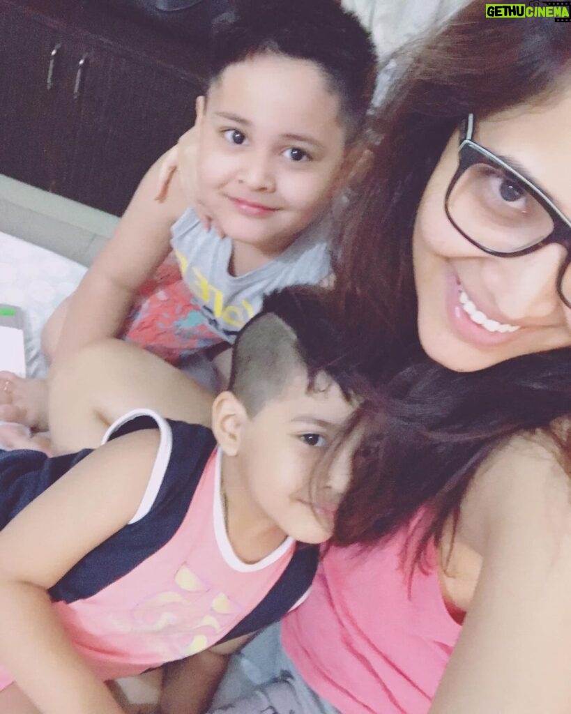 Anasuya Bharadwaj Instagram - Hanging out with your kids is like visiting the best parts of yourself 🥹🧿👼🏻👼🏻 #MotherhoodUnplugged #ParenthoodChronicles #LoveForMyBoys♾
